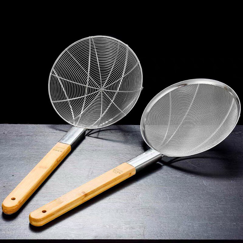 Thickening large spoon filter large stainless steel hedger household commercial salvage spoon ultra-thin leak in fence