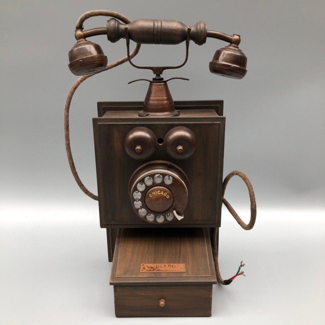 Antique New Ancient Play Miscellaneous Collection Red Copper Old Phone 60s Old Objects Home Decoration Pendulum