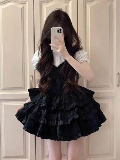 ແບບເກົາຫຼີຫວານຮ້ອນເດັກຍິງອອກແບບຊຸດ skirt lace splicing ເສື້ອ ruffled waist puff skirt suspender skirt trendy
