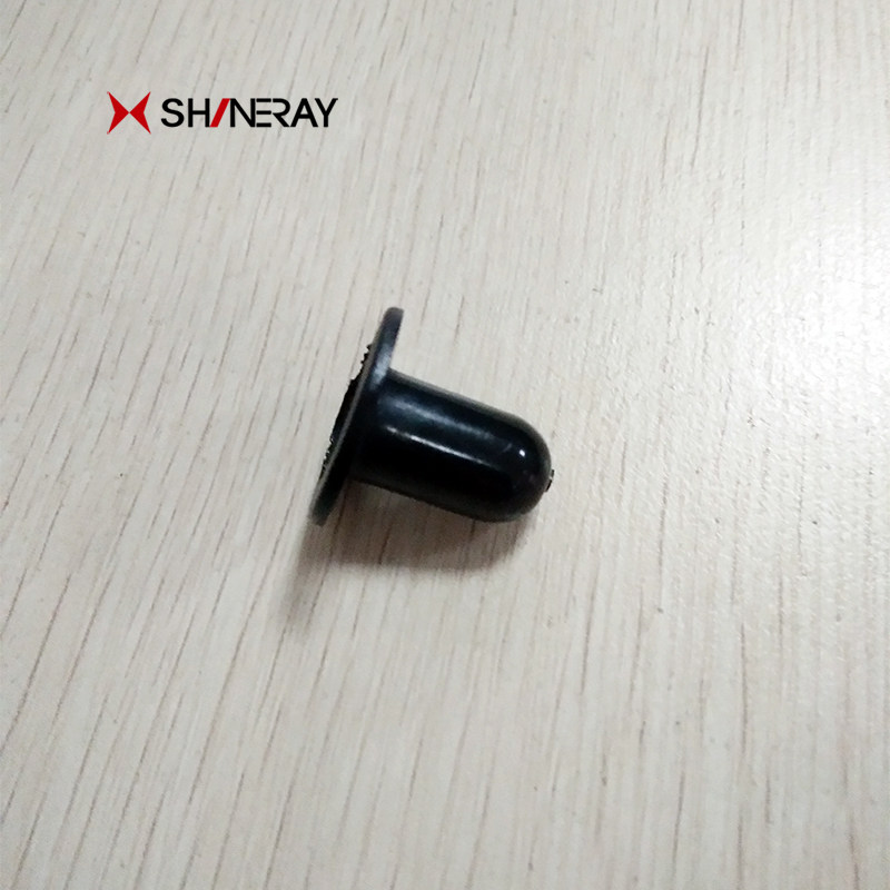 Xinyuan Motorcycle Stick King 400 Автомобильные аксессуары Боковая крышка аккумулятора Установка ушного резинового колпачка Боковая крышка фиксированная Изображение 1