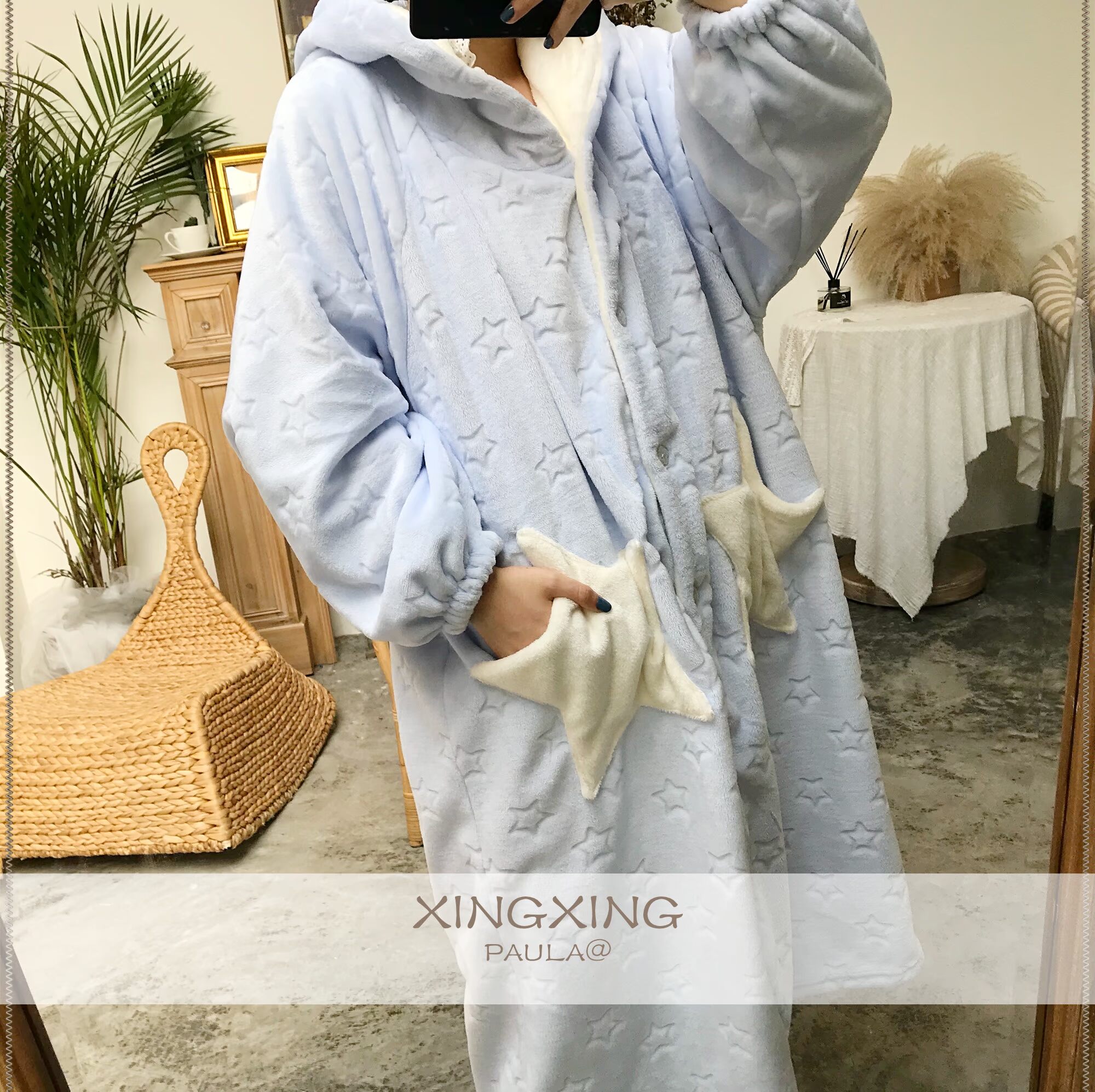 Đồ ngủ nhung san hô của phụ nữ mùa thu và mùa đông mới ngôi sao giản dị dài có thể mặc bên ngoài áo ngủ nữ váy ngủ mùa đông nhà quần áo bộ thu đông nữ đẹp