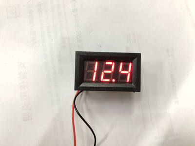 Tiger King voltmeter