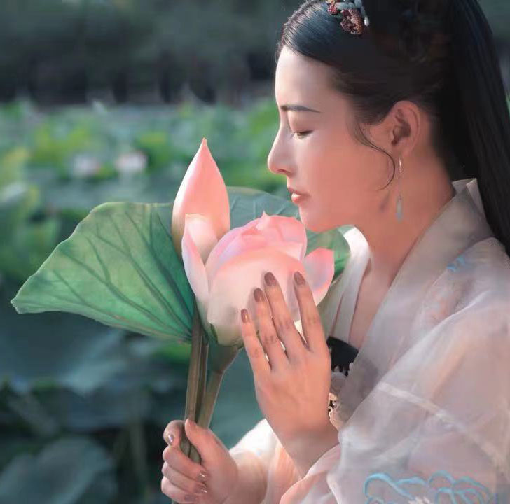 Hand-held lotus Hanfu props flower simulation lotus costume ancient style photo shoot fake flower lotus leaf stage decoration