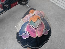 A Hat Ancient Culture Display Bag Handmade Embroidered by Women in the Embroidery Tiger Head Hat Children Tiger Head Hat of the Republic of China