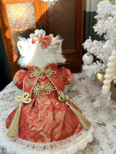 Осенняя и зима Новая китайская стиль улучшила Cheongsam, богатая цветочная собака Pet Pet Corki Marzus Новые одежды