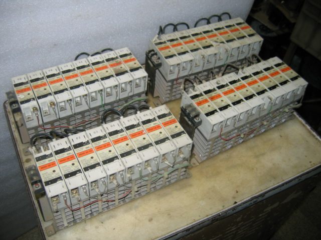 Japanese solid state relay SS101-3Z-D3, a group of 8 pieces in total, $180 - random
