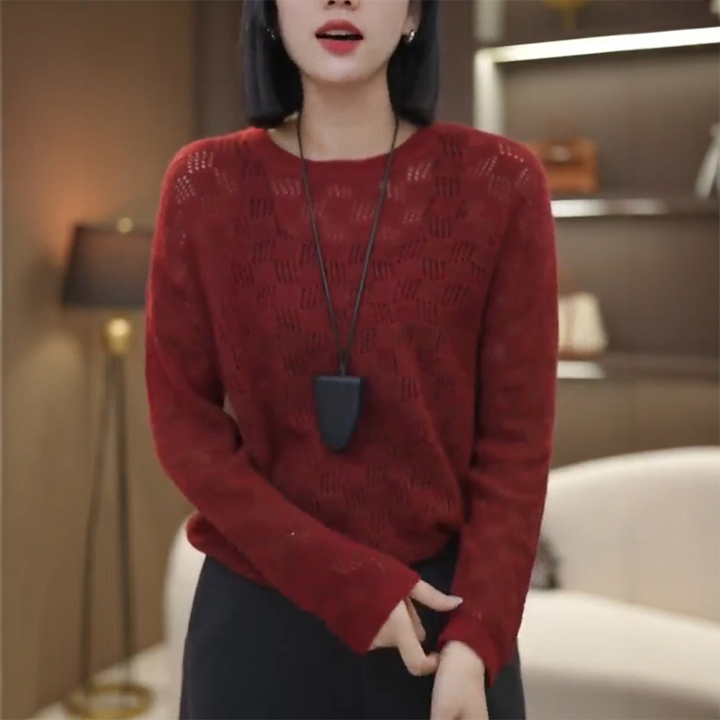 French Style, Lazy Style, Elegant, Large Size, 2024 Autumn and Winter Red Cut Out Slightly See-Through Long-Sleeved Knitwear