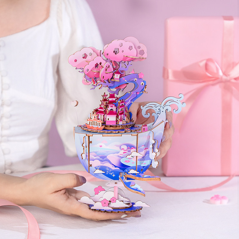 If Morphology Octasonic Box Wood DIY Revolving Music Box Wander Whale Dream Hand Assembled Little House Creative Gift Woman-Taobao