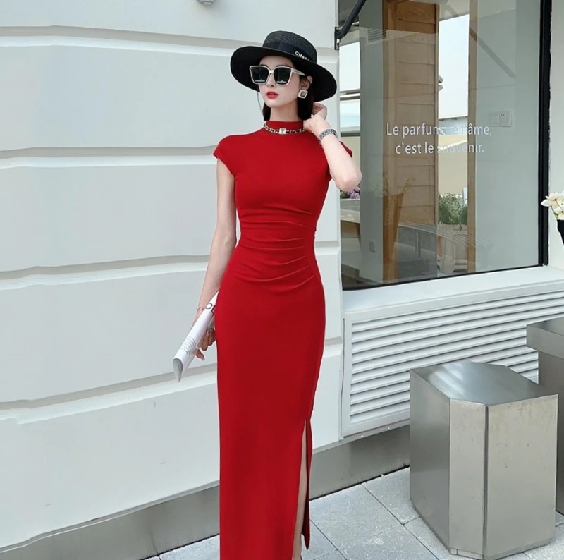 Red Gentle Style French Exquisite Dress 24 Summer Elegant Slimming Inner Wear Bodycon Pleated Slit Mid-Length Skirt
