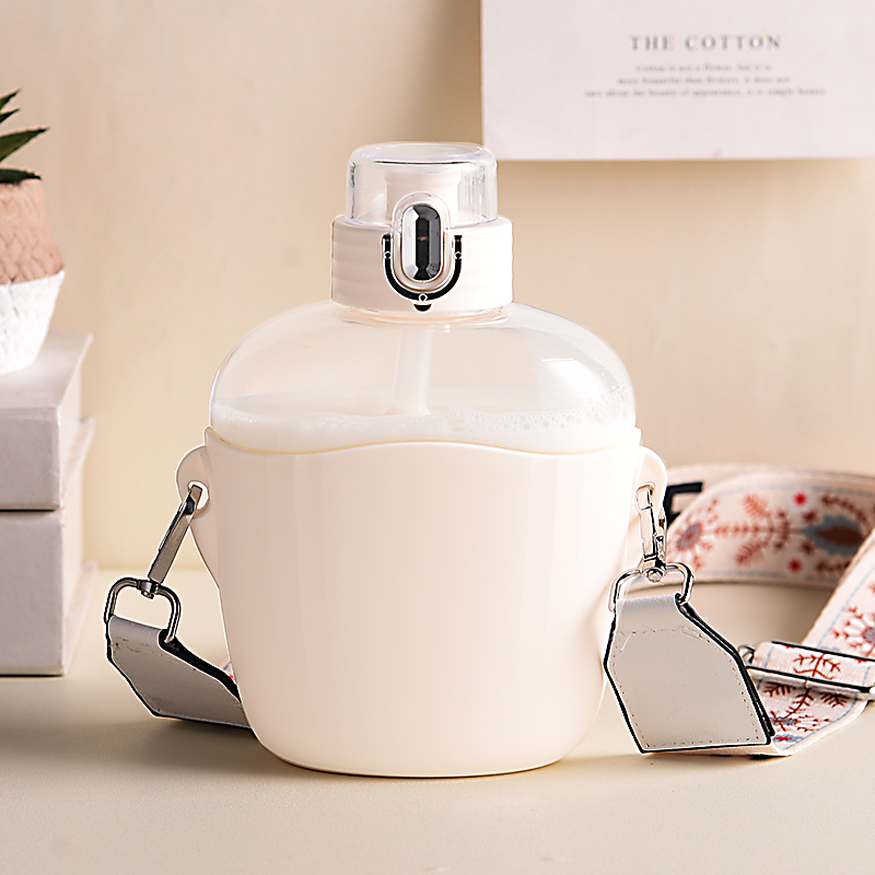 Tennis Red Water Glass Large Capacity Woman High Face Value Straw Cup Students Ins Wind Outdoor Portable Flat Kettle Summer