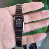 Квадратные кварцевые женские часы