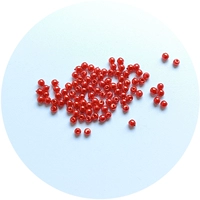 Около 300 красных 2 мм