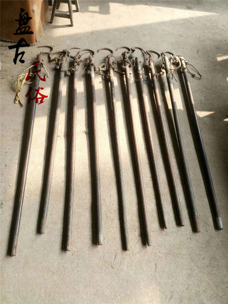 Old Libra folk old objects nostalgia collection of miscellaneous old pole called solid wood old scales antique rural goods