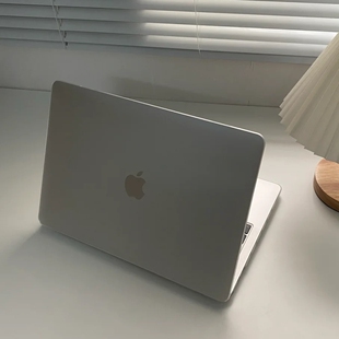 苹果MacBookAir笔记本