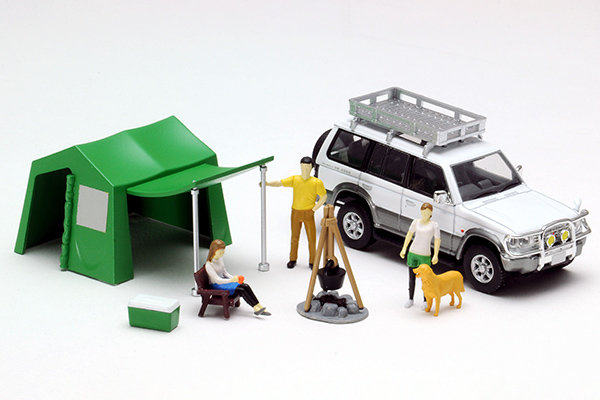 Модель машины 20年6月 tomy tlv1/64 car snap 01a camp  pajero 车/营地 Tomica