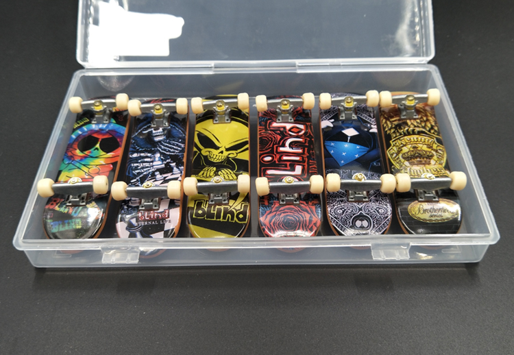 Năm mới 2019 Quà tặng bằng nhựa Finger Skate Set Fingerertip Mini Skate Hộp lưu trữ Đồ chơi giáo dục - Trượt băng / Trượt / Thể thao mạo hiểm xe scooter điện cao cấp