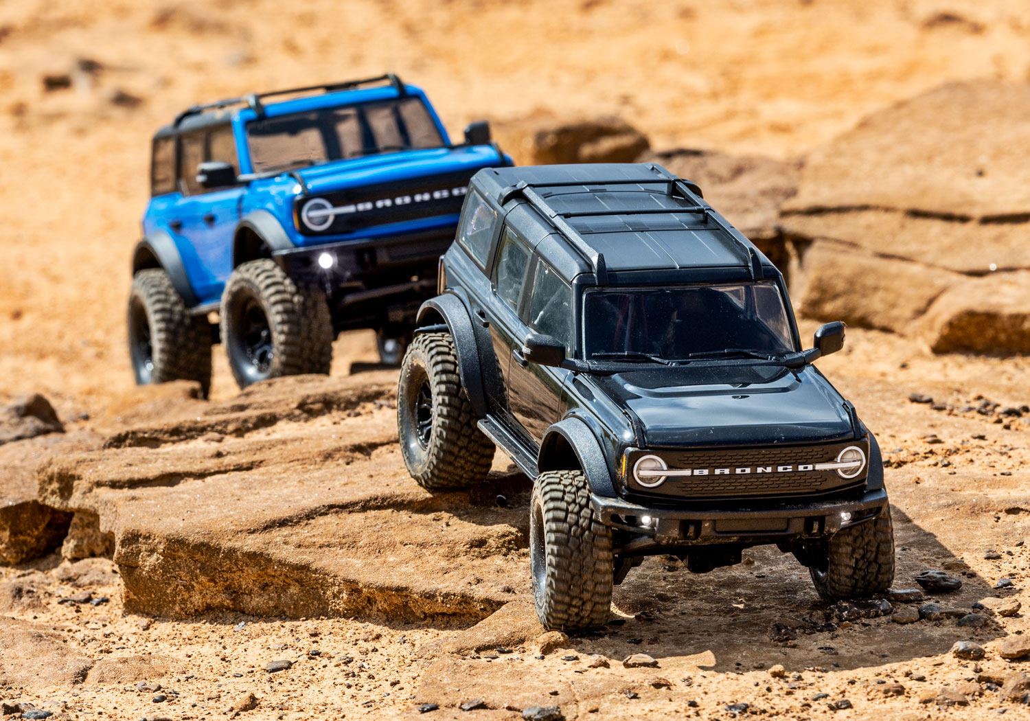 Игрушка traxxas 新款trx4m 彷真1/18攀爬车 路虎烈马遥控车#97054-1