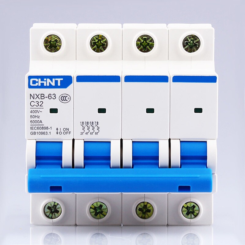 The Circuit Breaker DZ47 upgrades the Kunlun series NXB-63 4P C32 small vacuum air controller