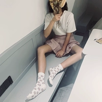 雅 袜 Retro cotton nữ Nhật Bản mùa hè Hàn Quốc trượt ván thể thao hoang dã hoa nhỏ vớ thủy triều - Vớ sợi tre tất noel