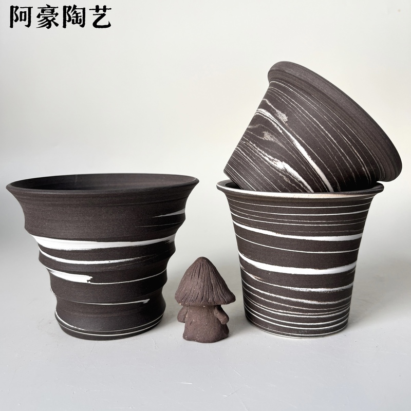 "Quantity Sale: Chocolate Clay Pottery (Dark Chocolate)" - a Hao Pottery Original Handmade Ceramic Bowl (Free Shipping for Two)