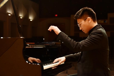 2021「纪念李斯特诞辰210週年」旅美钢琴演奏博士·丁聪独奏音乐会-舟山站