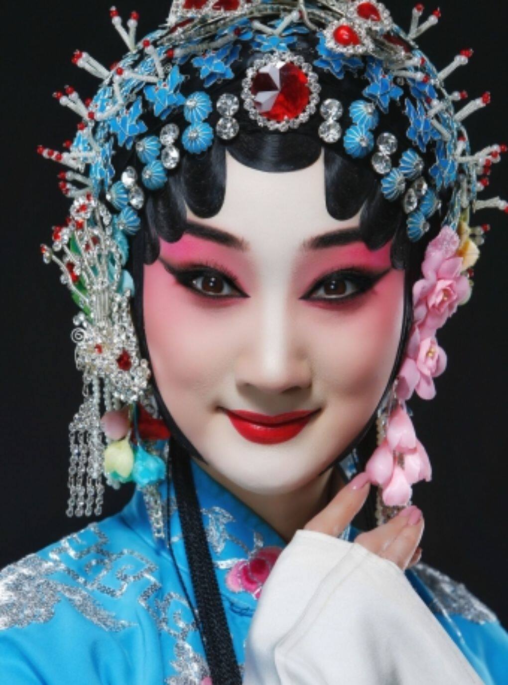 【北京】长安大戏院8月15日“梅韵璇音”窦晓璇个人京剧专场——京剧《凤还巢》