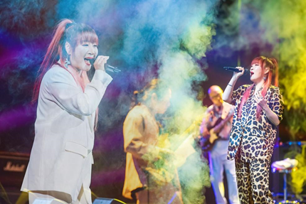 《再回首》经典时代金曲演唱会