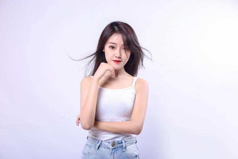 2021悬疑喜剧《朝脑袋开一枪》-南宁站