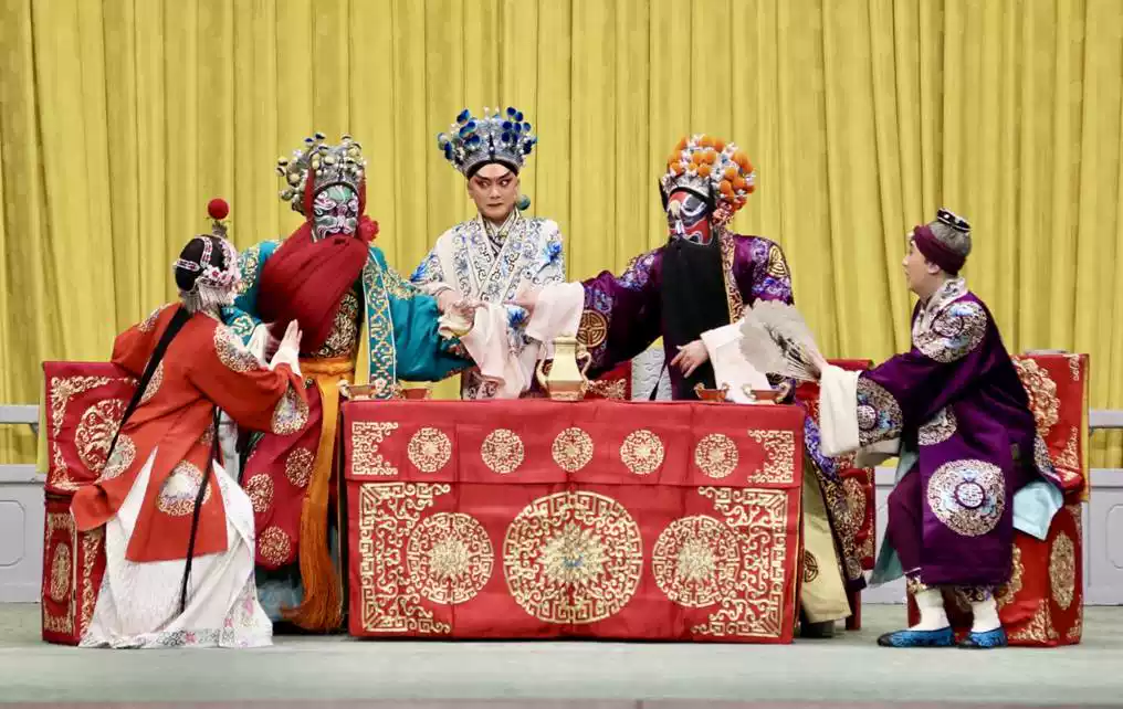 《恶虎村》群主图