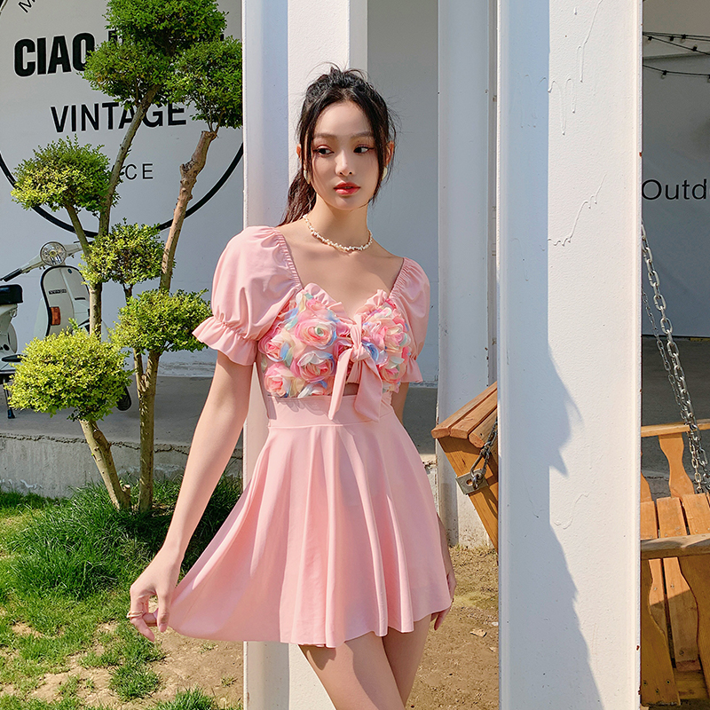 Miss Lu's one-piece dress design sense net red conservative sweet hot spring swimsuit fairy fan thin and cover belly new style
