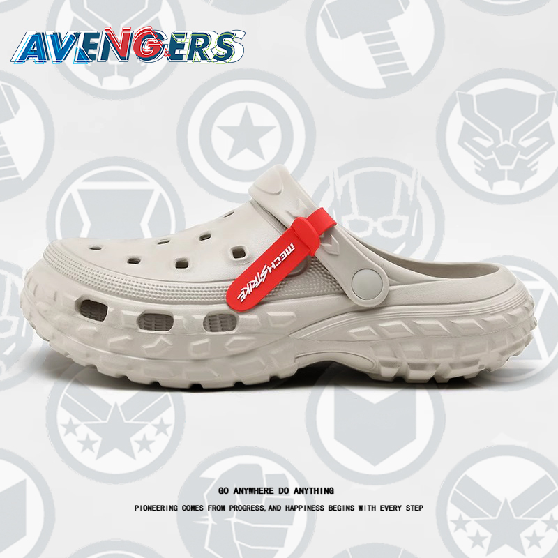 Marvel Co-Branded Sports Slippers for Men, Thick-Soled Outdoor Wear, soft sole New Style Eva Clogs, Men's Non-Slip Slippers