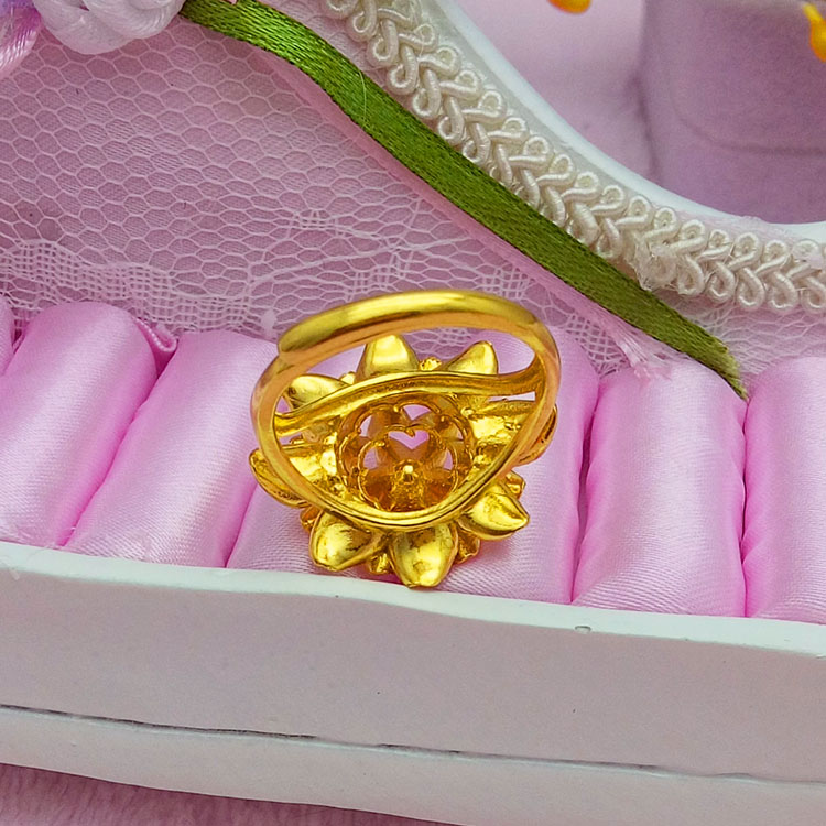 Đồng tiền châu Âu giả cát vàng nhẫn thời trang mạ vàng hoang dã khí công con công phụ nữ cô dâu phụ kiện cưới nhẫn vàng trắng nam