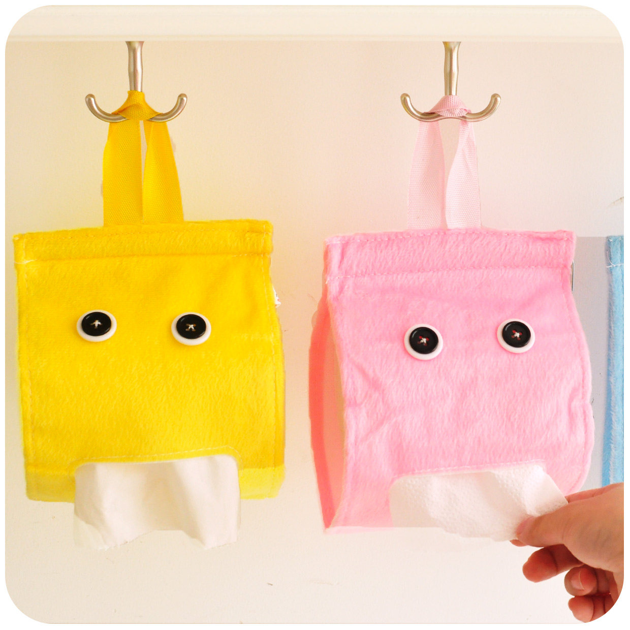 Cartoon Toilet Pumping Paper Towels Box Bathroom Toilet Roll Paper Towel Barrel Creative Paper Towel Rack Waterproof Paper Towels Hanging Cute 