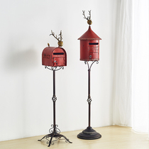 European style old outdoor Wrought iron mailbox Floor-to-ceiling mailbox Garden decoration Photo studio photography photo window props