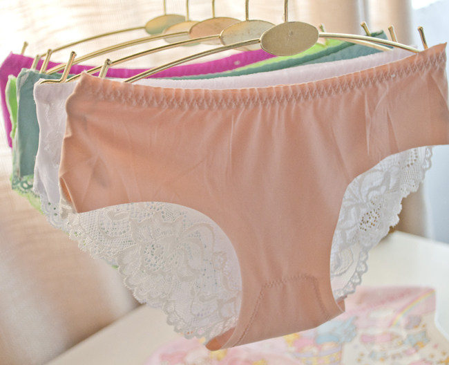 Slip jeunesse en soie Ice - Ref 669134 Image 17