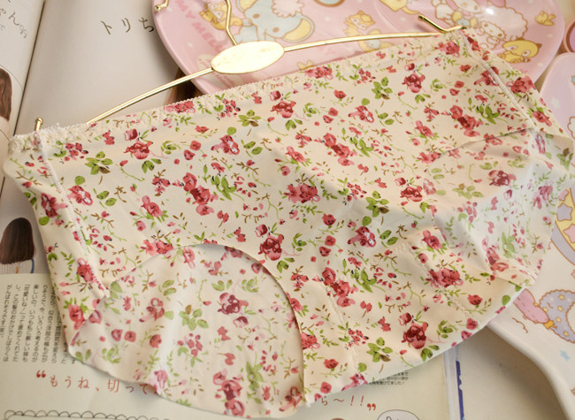 Slip jeunesse en soie Ice - Ref 669174 Image 25