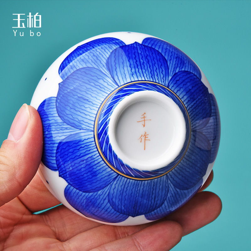 Jade cypress hand - made single cup under glaze blue and white porcelain sample tea cup paint small cup jingdezhen porcelain cups hand into lotus