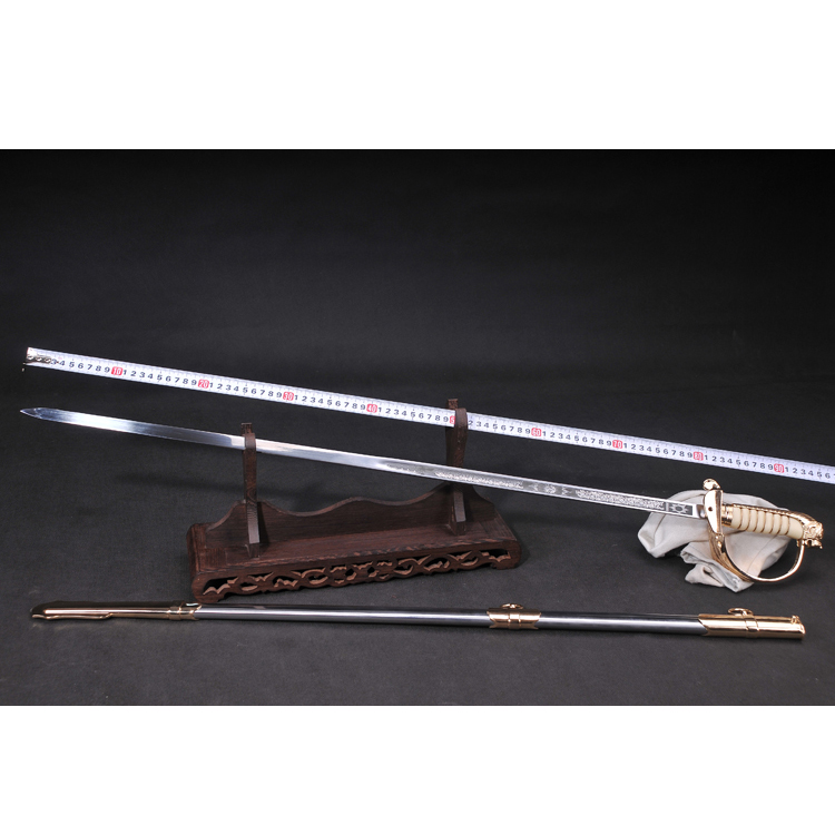 Stainless steel command sword Western sword Anime Honor guard sword knight officer sword bar decorative props are not edged