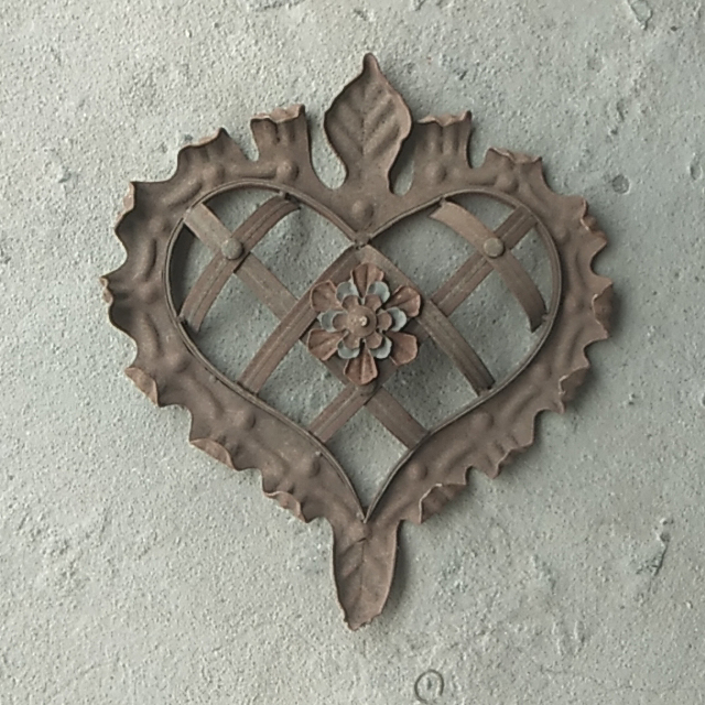 Wrought iron accessories Gate accessories Heart-shaped flower Heart-shaped iron flower fence decorative flower Iron flower accessories