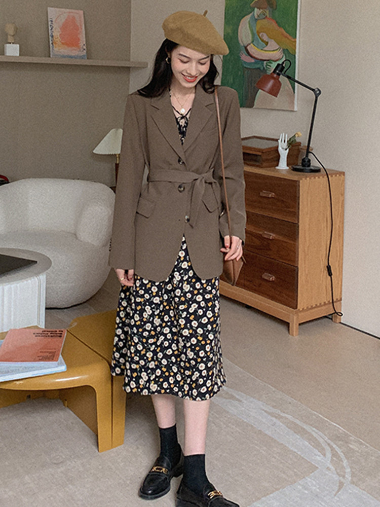 Miss Chipmunk coffee color suit jacket women's spring and autumn high-end sense small net red fried street mid-length small suit