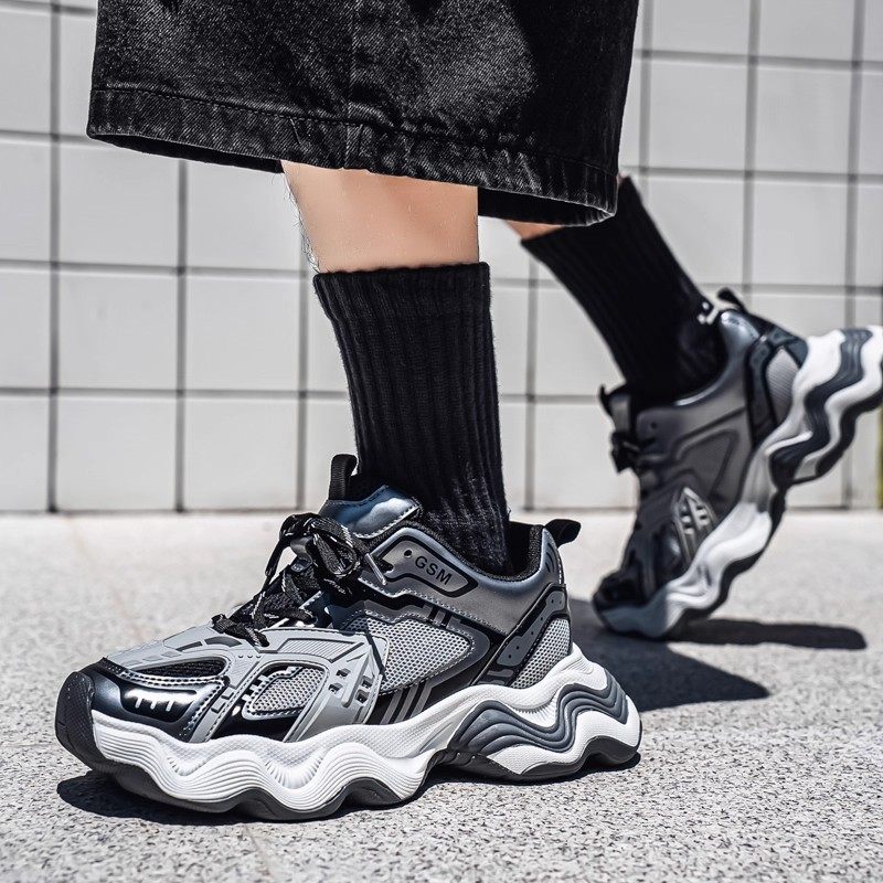 Men's Shoes 2026 New Winter Trendy Brand High-End Niche Casual Mech Paris Sports Rattlesnake Dad Sneakers