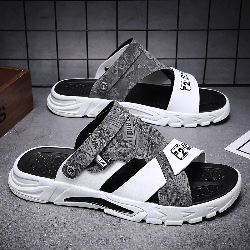 Sandals for Men, Summer Outerwear, Non-Slip, Thick-Soled, Wear-Resistant, Beach Sports, Men's Casual Driving and Driver Dual-Use Slippers