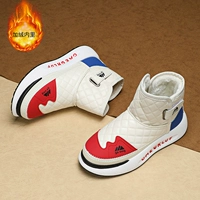 Михонг [модная модель]