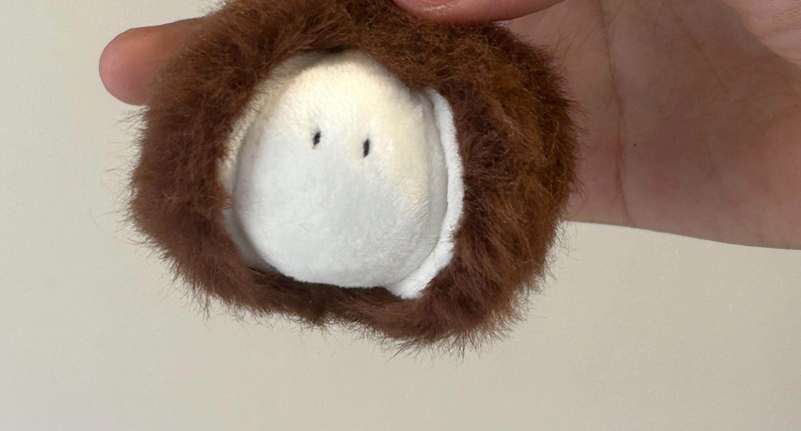LUDO Bald Fruits Hairy Coconut Plush Keychain detail image