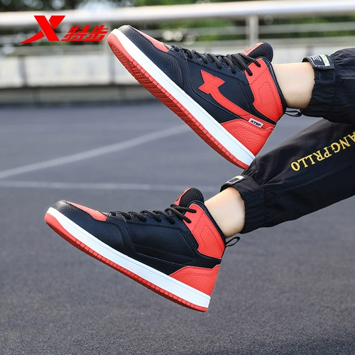 Xtep, высокие кроссовки, красная демисезонная спортивная обувь, осенняя, тренд сезона