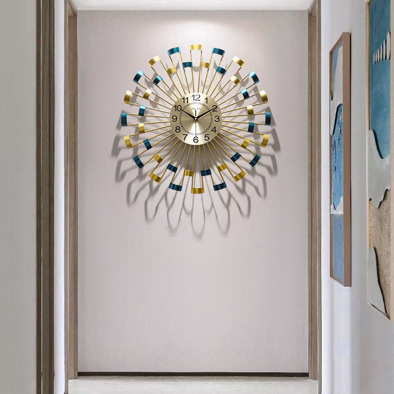 Modern Fashion Hanging clocks Living room clocks and clocks Home Atmosphere Creative minimalist clock hanging wall Light Extravagant Art Net Red Hanging Watch