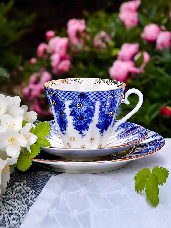 Russian Royal Porcelain Lomonosov Classic Flower Basket Style Black Tea Cup and Saucer/Sugar and Milk Pot/Teapot/Tray Russian Royal Porcelain Lomonosov Classic Flower Basket Style Black Tea Cup and Saucer/Sugar and Milk Pot/Teapot/Tray