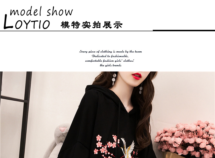 Sweatshirt femme LOYTIO    - Ref 3217102 Image 23