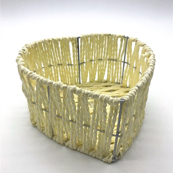 Grass-woven flower basket containing basket vase decoration