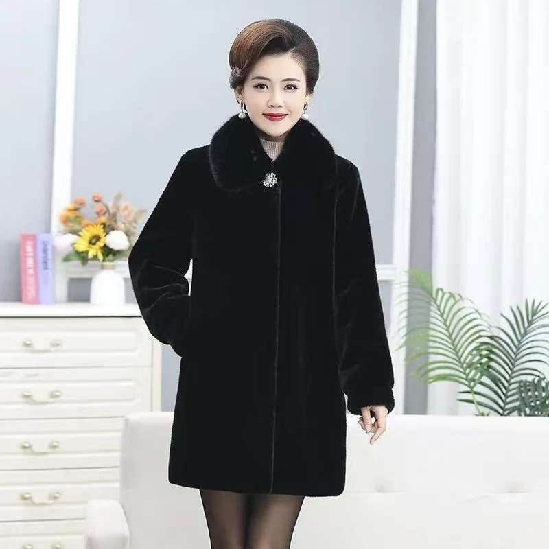 Mink Fur Coat for Women, Mid-Length, Winter, Whole Mink, Imported Faux Mink Fur Jacket, Middle-Aged, Plus Size, Thickened, Mother's Wear Mink Fur Coat for Women, Mid-Length, Winter, Whole Mink, Imported Faux Mink Fur Jacket, Middle-Aged, Plus Size, Thickened, Mother's Wear